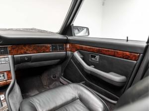 Audi V8 1990 года  (EU)